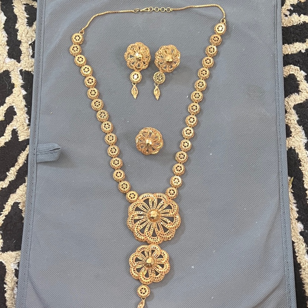 African gold set